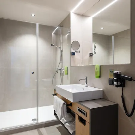 JUFA Hotel Wangen im Allgäu Zimmer foto